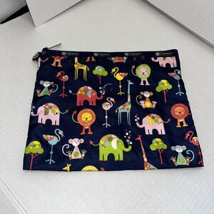 le sportsac zipper pouch zoo animals